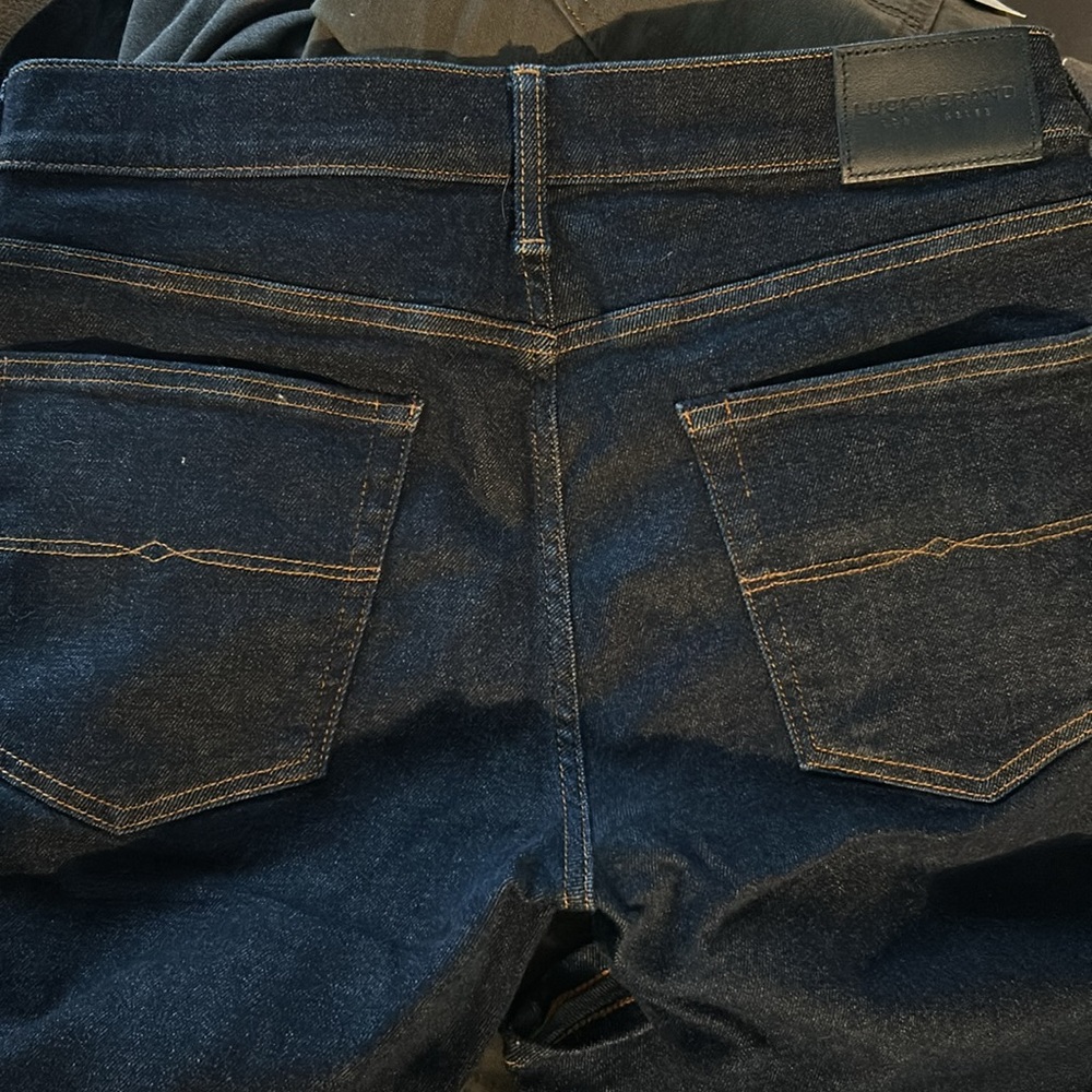 Lucky Brand 110 Slim Jeans 33x32 new no tags - Picture 4 of 6